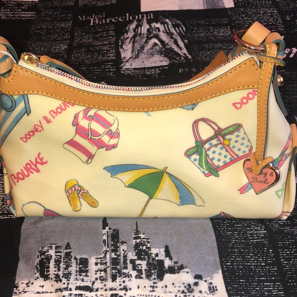 Dooney & Bourke slouch bag